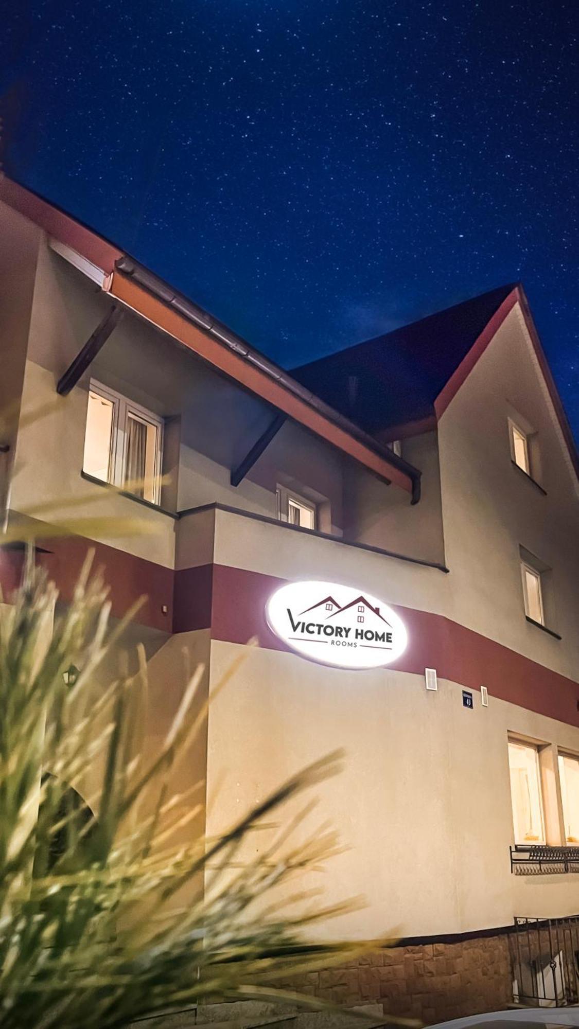 Hotel Victory Home ワルシャワ エクステリア 写真