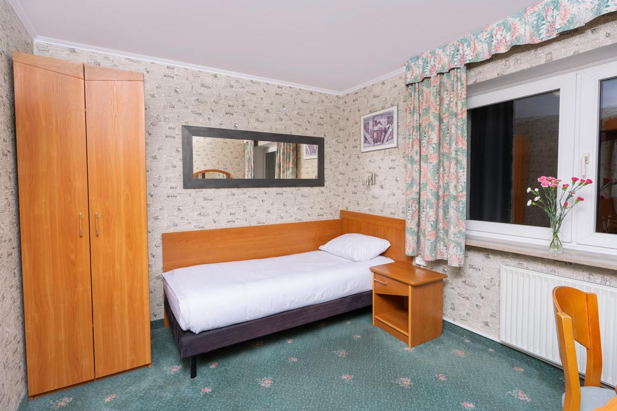 Hotel Victory Home ワルシャワ エクステリア 写真